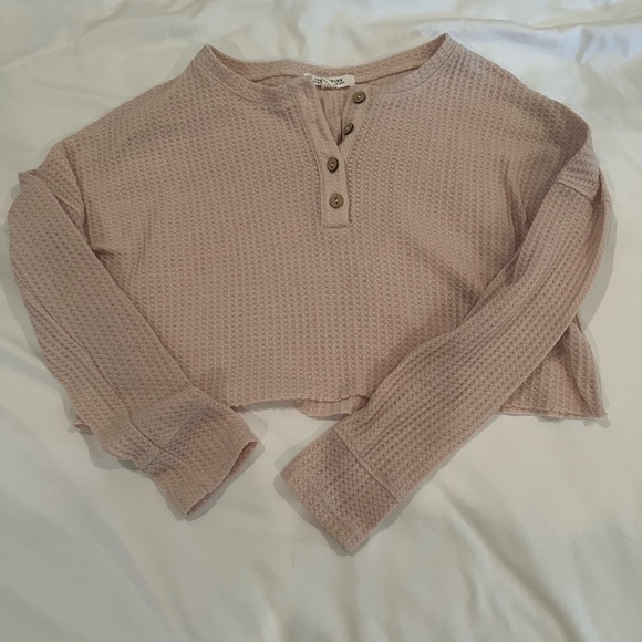 12th Tribe Boy Meets Girl Beige Long Sleeve Crop - Picture 2 of 3